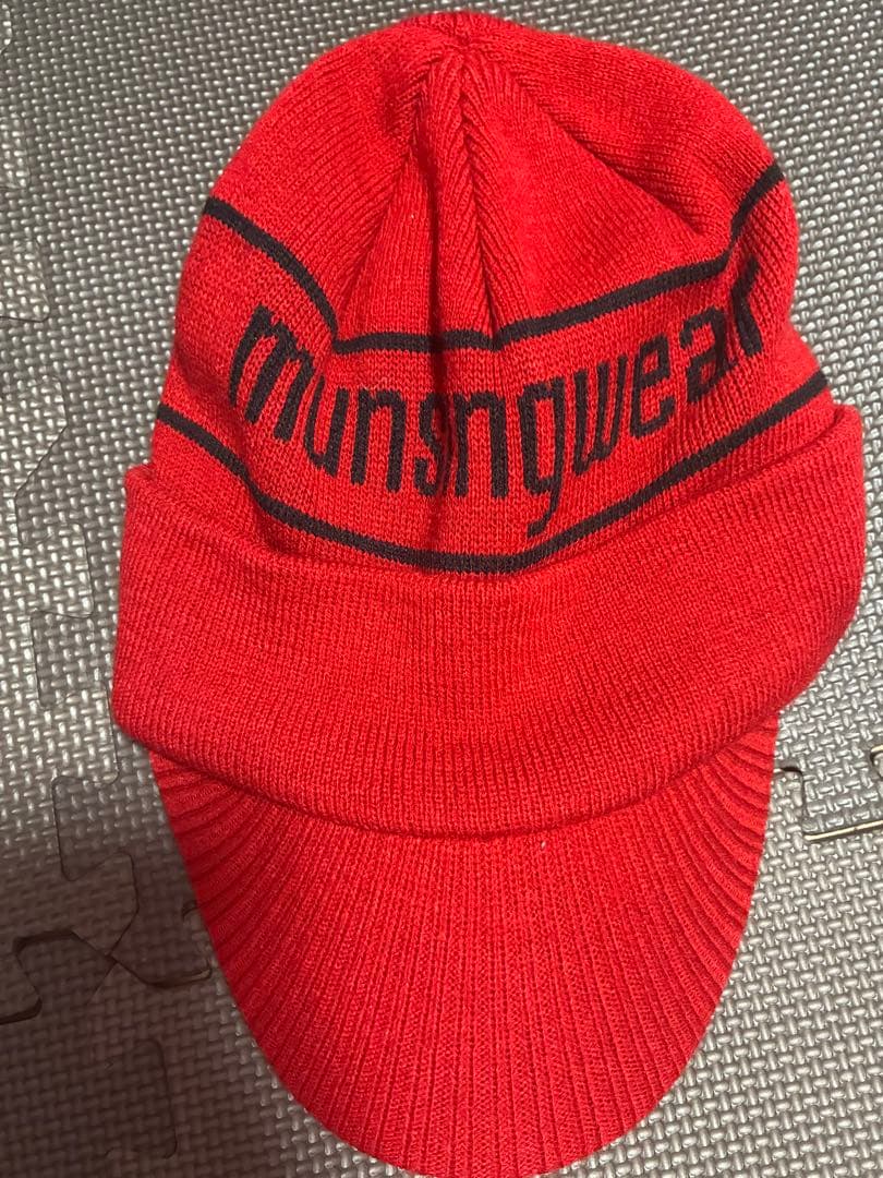 Munsingwear 赤 チェック柄 セーター&ニット帽