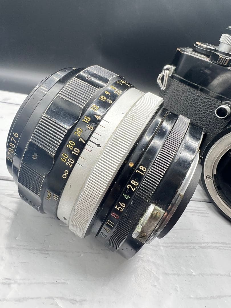 Nikon NIKKOR-H Auto 85mm f/1.8 ＋Nikomat