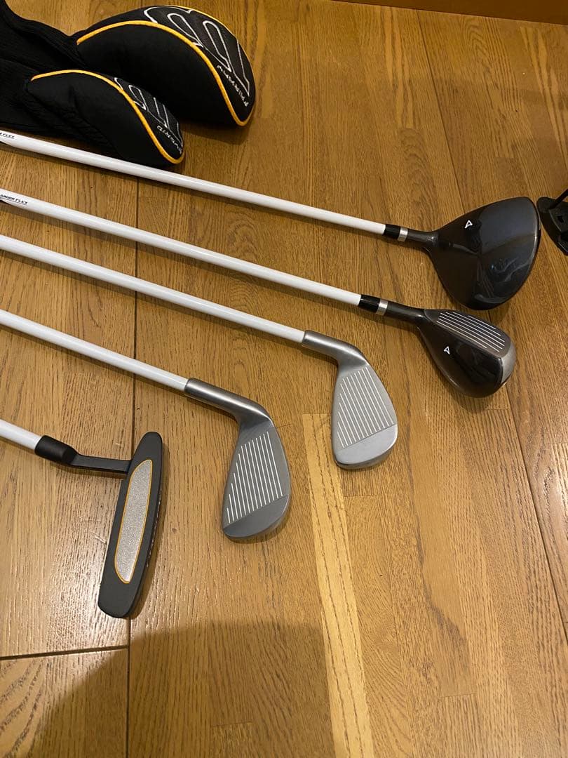 wilson PRGR ジュニア用ゴルフクラブセット