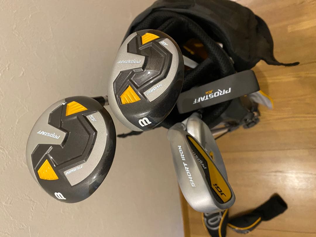 wilson PRGR ジュニア用ゴルフクラブセット