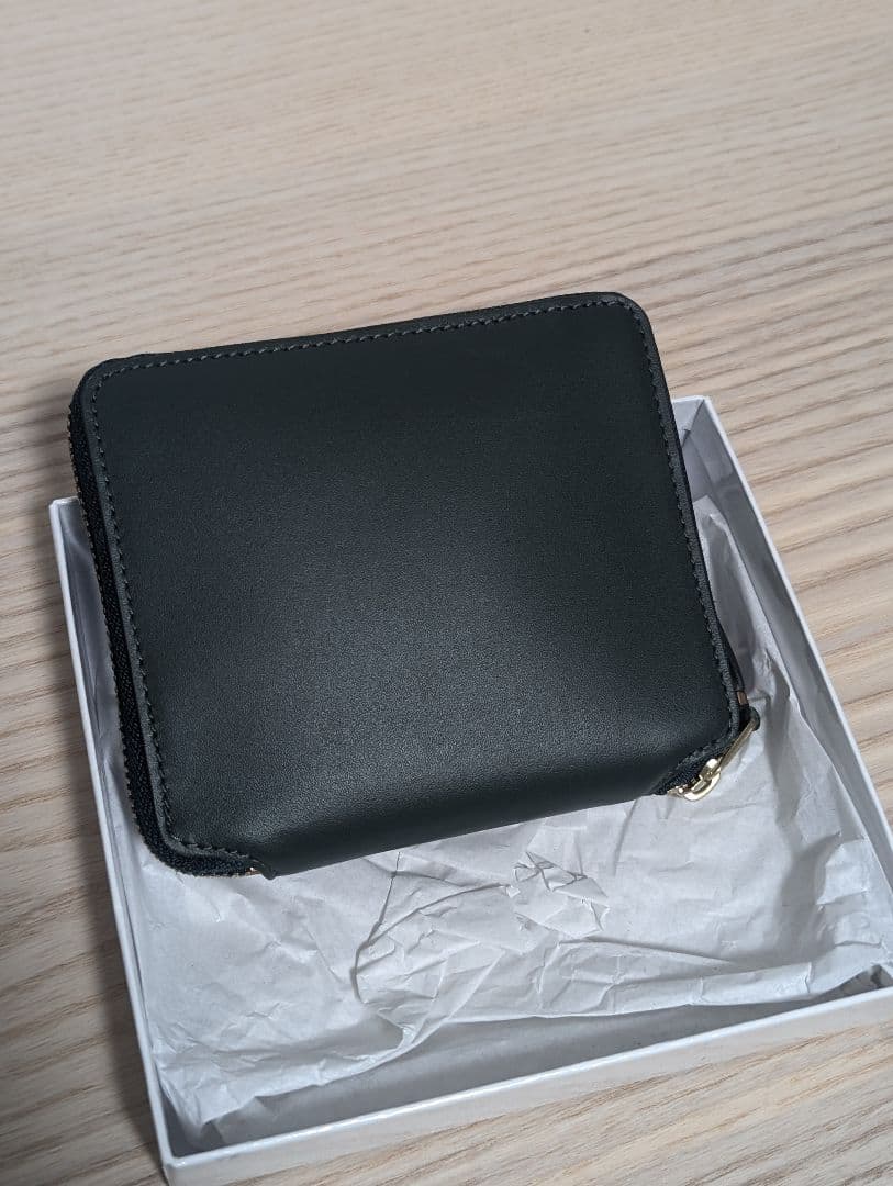 新品　COMME des GARCONS　コムデギャルソン　折り財布　グリーン