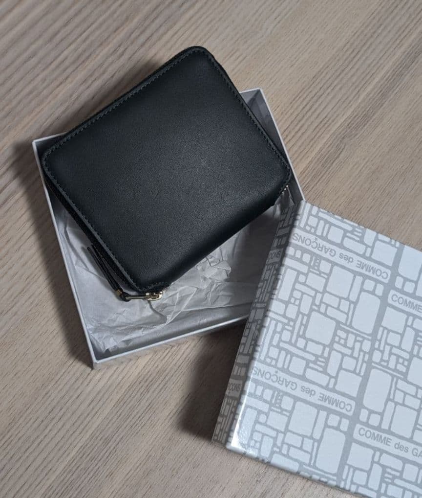 新品　COMME des GARCONS　コムデギャルソン　折り財布　グリーン