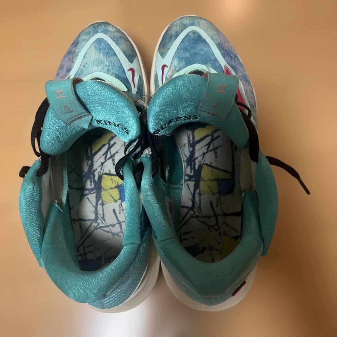 Nike カイリーロー5