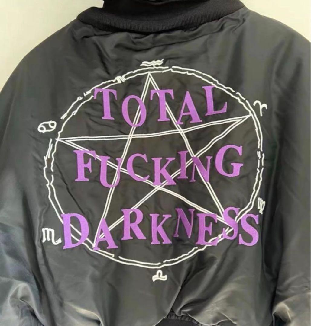ジャケット・アウター VETEMENTS total darkness bomber jacket