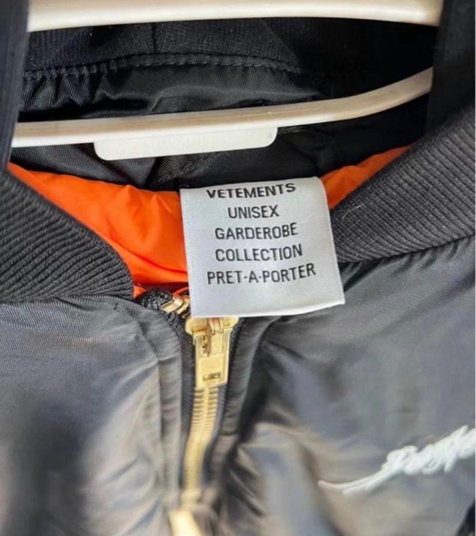 ジャケット・アウター VETEMENTS total darkness bomber jacket