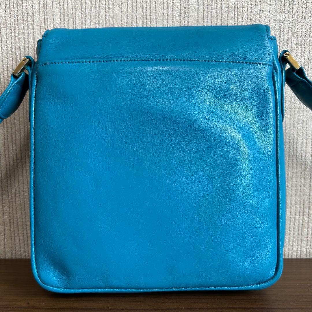 真贋済　CHANEL シャネル ブルー レザー ショルダーバッグ　ココマーク