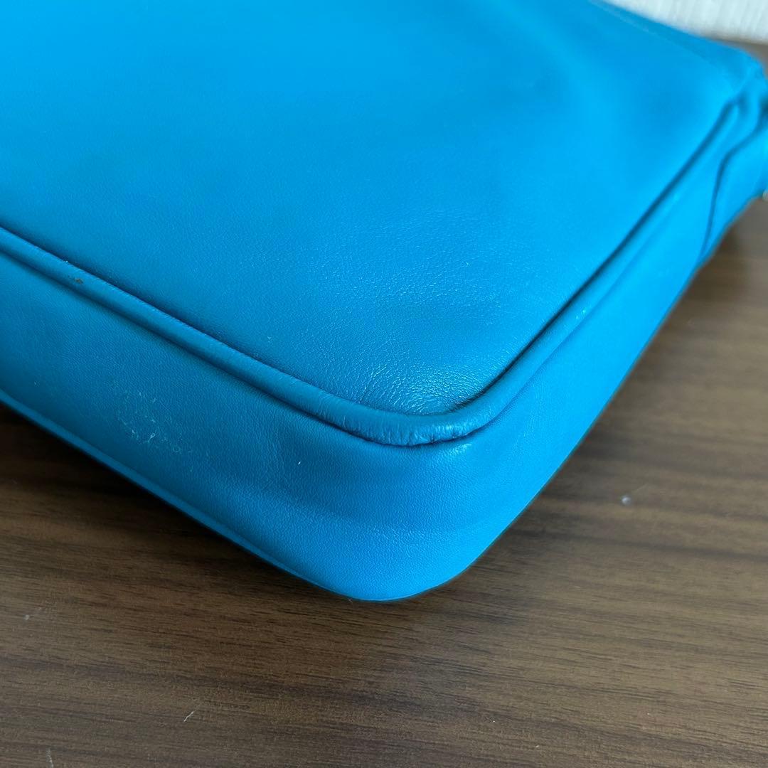 真贋済　CHANEL シャネル ブルー レザー ショルダーバッグ　ココマーク