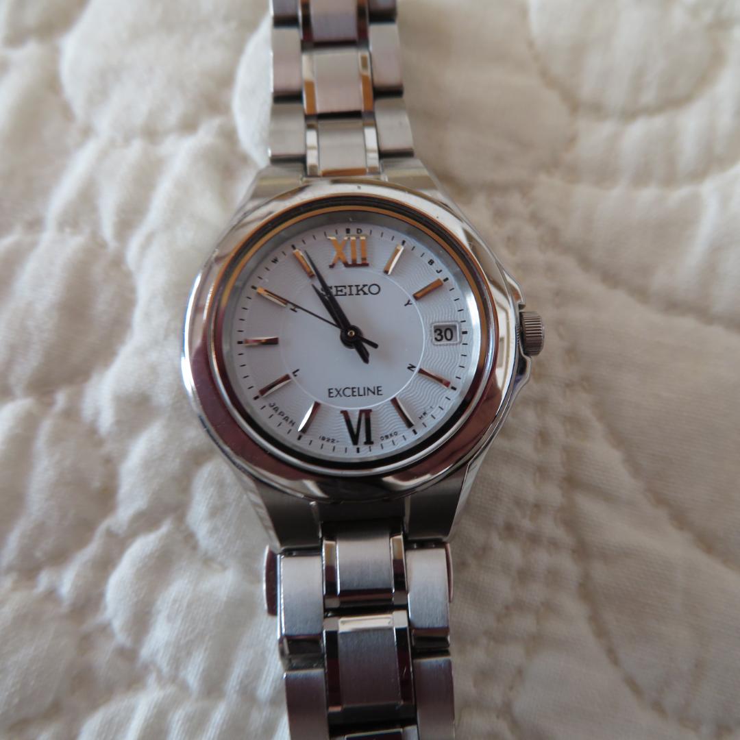 セイコー　エクセリーヌ　SWCW033　チタン　ソーラー電波時計