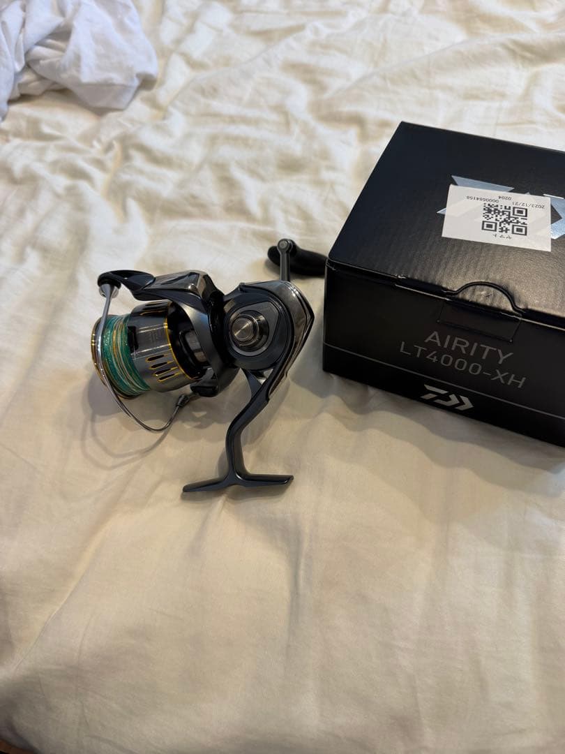 超美品ダイワ　 23エアリティLT4000-XH