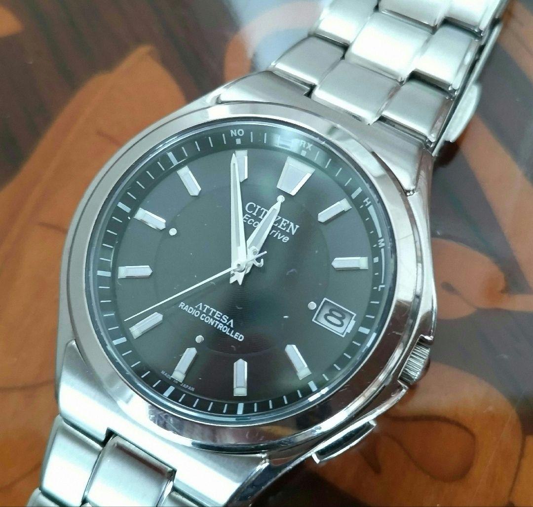 シチズンアテッサ　チタン製　腕時計