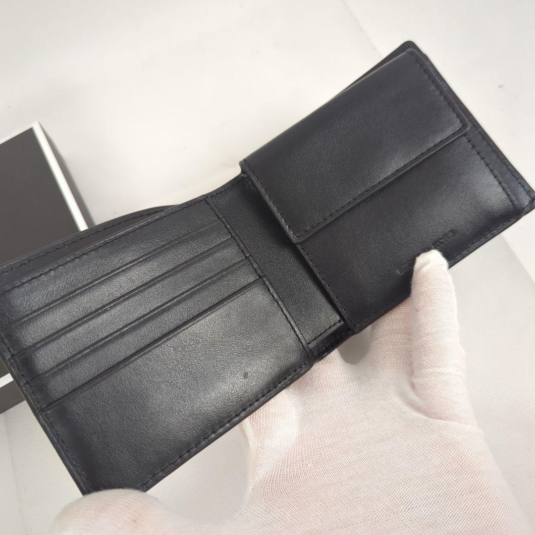 【新品 未使用級】MICHAEL KORS マイケルコース 二つ折り 財布