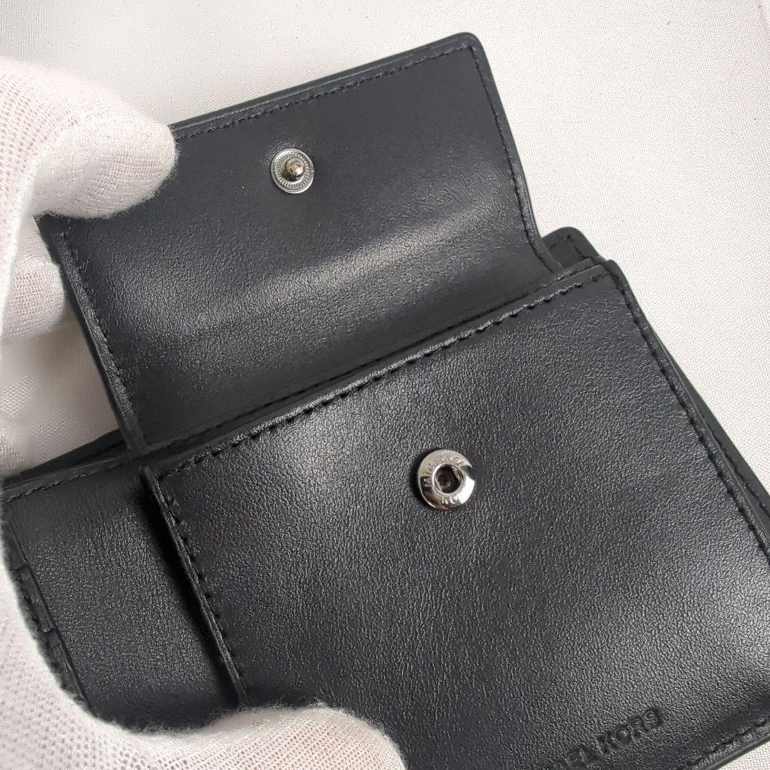 【新品 未使用級】MICHAEL KORS マイケルコース 二つ折り 財布