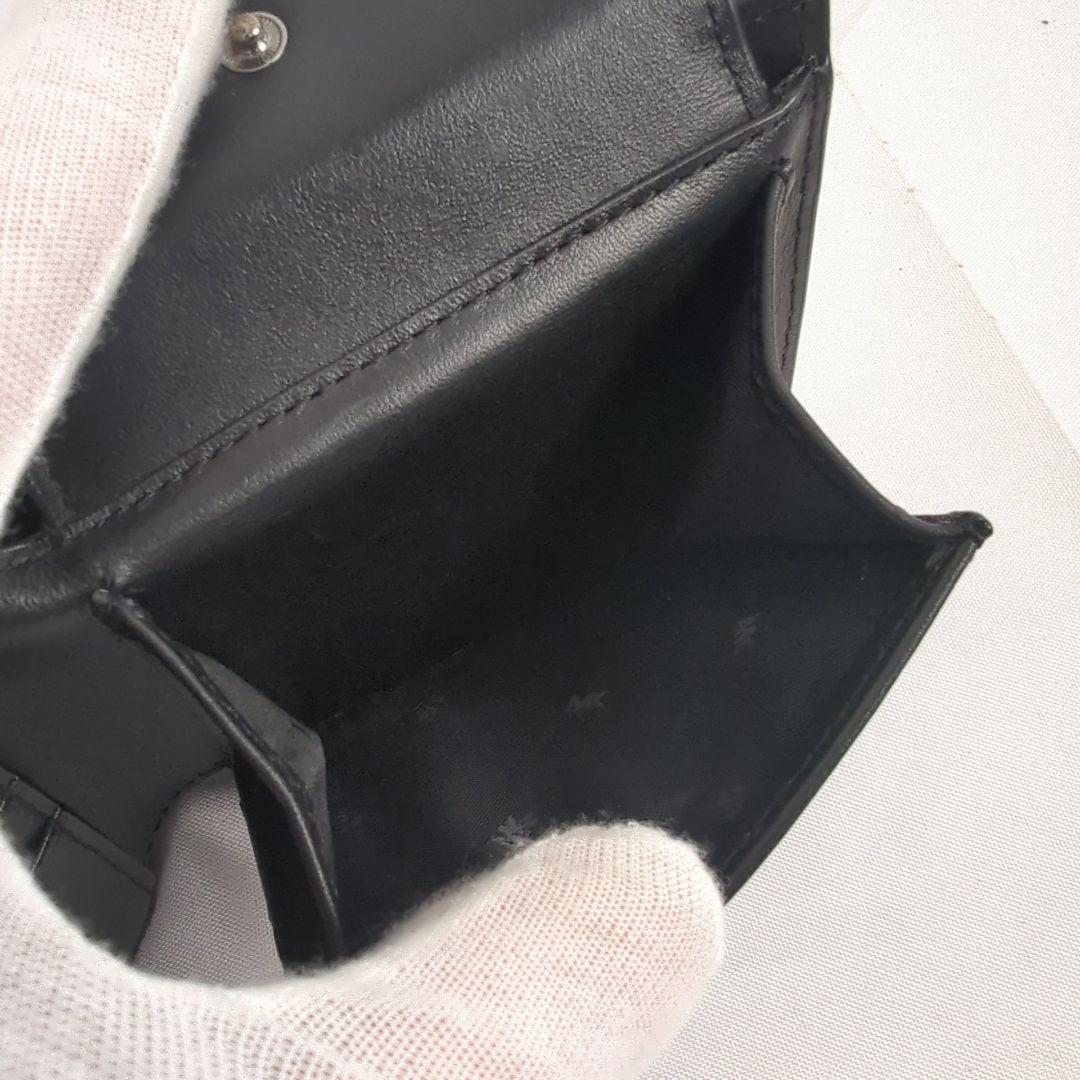 【新品 未使用級】MICHAEL KORS マイケルコース 二つ折り 財布