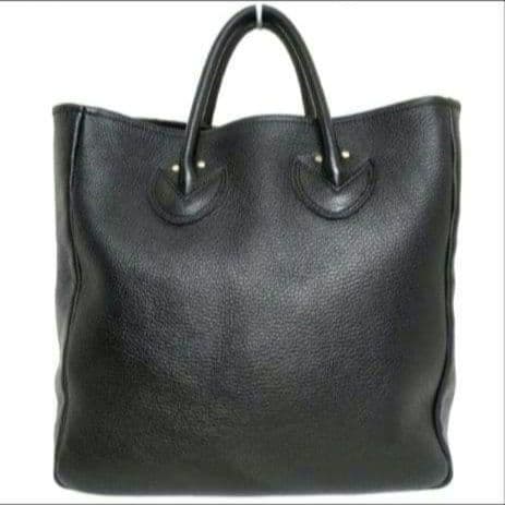 ✨極美品✨ヤングアンドオルセン　エンボスレザートート М　本革　ブラック　底板付