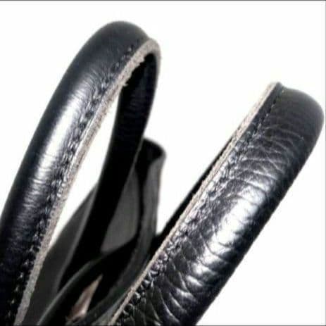 ✨極美品✨ヤングアンドオルセン　エンボスレザートート М　本革　ブラック　底板付