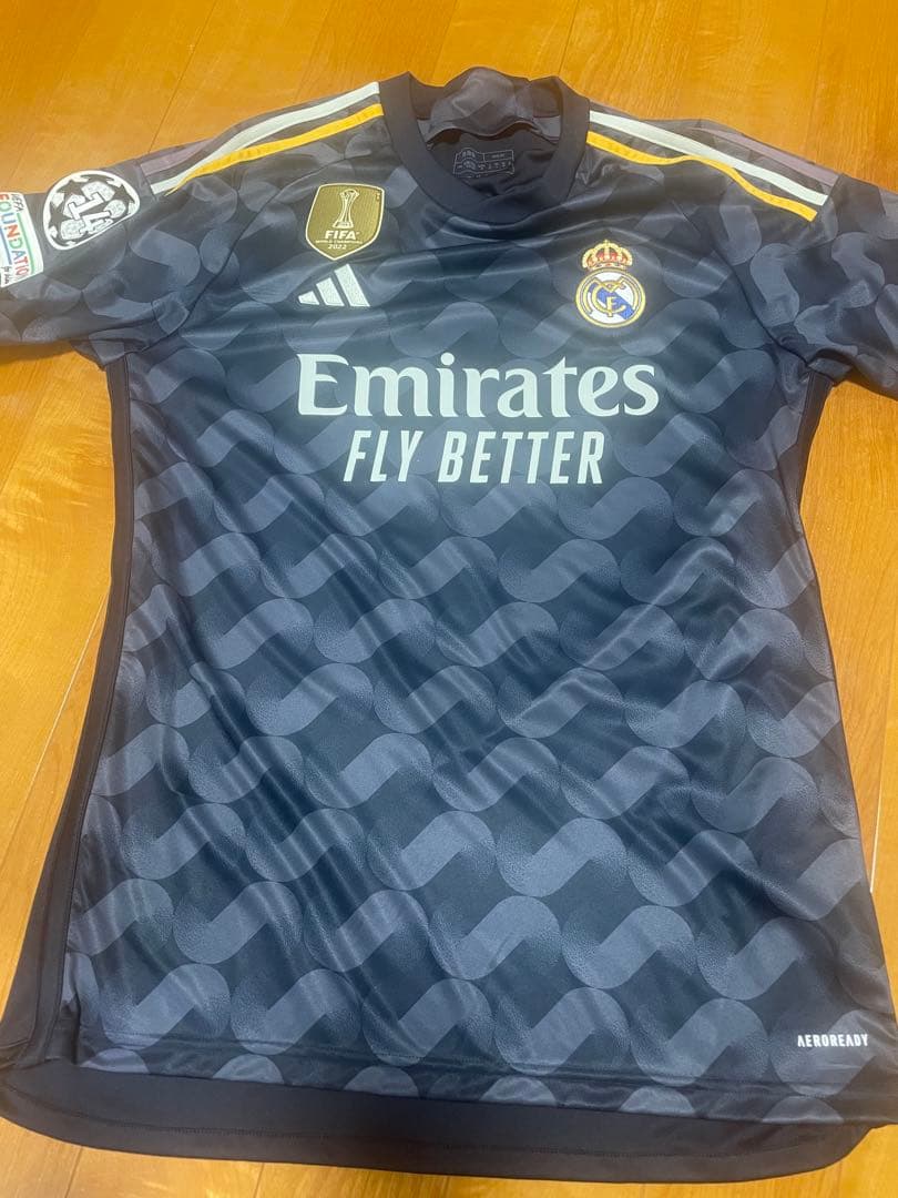 レアル・マドリード　ヴィニシウス　半袖　ユニフォーム