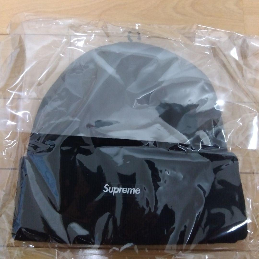 Supreme　NEW ERA コラボ ビーニー・ニット帽 黒