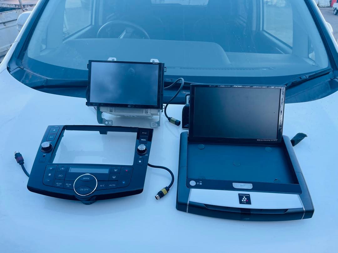 Alpine Bluetoothユニット モニター付き 8インチ