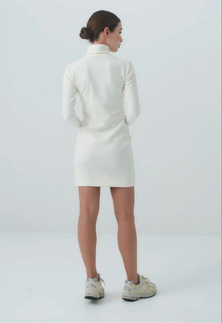 SUIC GOLF タートルネックワンピース