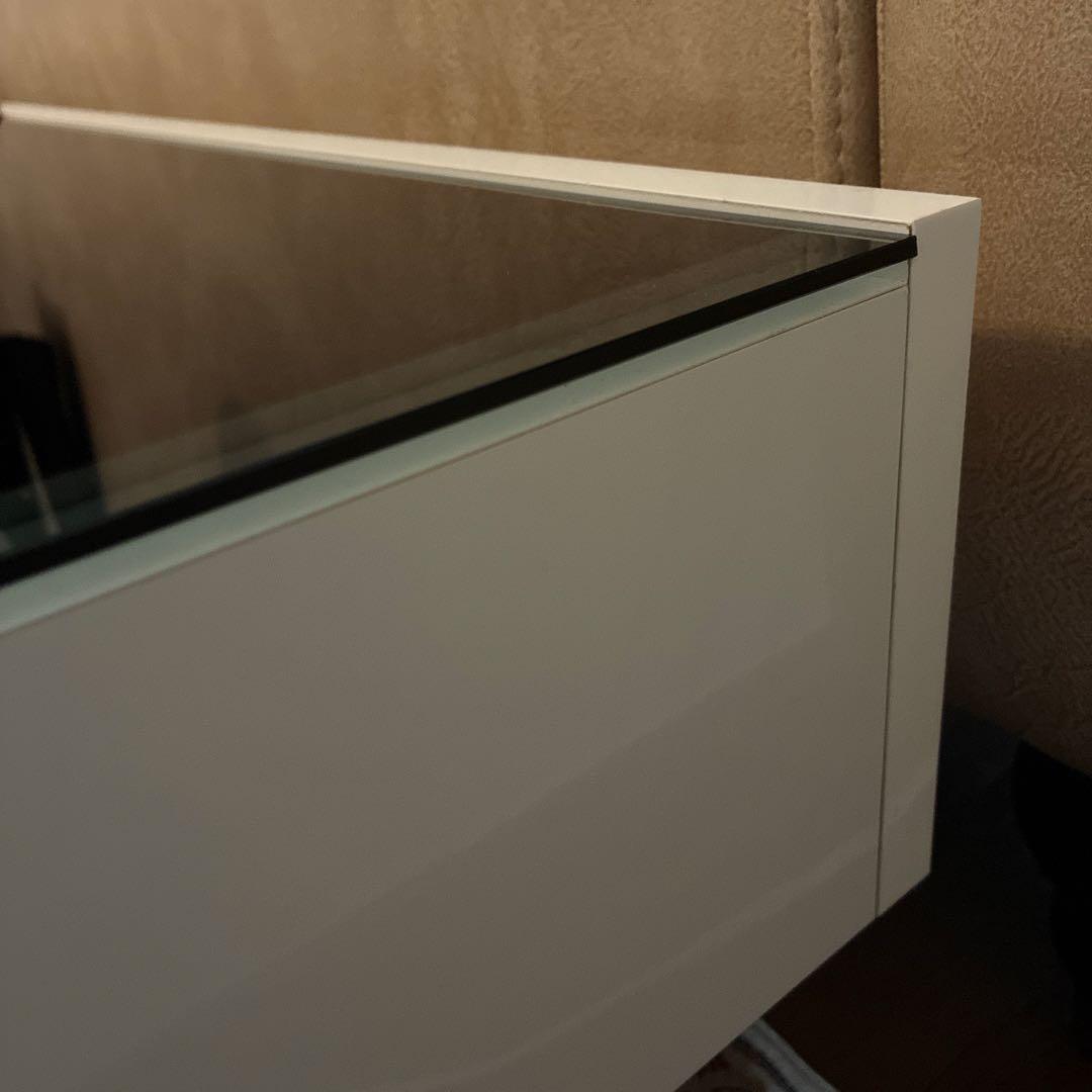 【美品】ガラステーブル モダン 白 完成品 引き出し 鏡面 エレガント 北欧