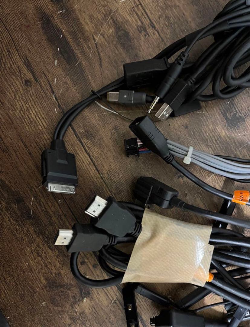 カロッツェリア CARROZZERIA 【AVIC-VH0009】2021