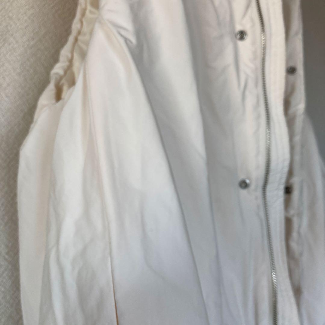 SLOBE IENAホワイト フード付きダウンジレ