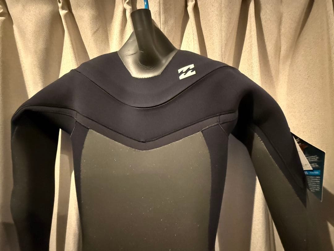 専用BILLABONG ビラボン ガルウィングジップ セミドライ ＭＬ新品