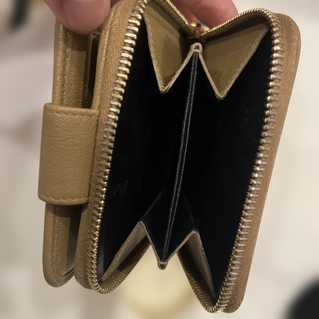 YSL オリーブグリーン 二つ折り財布