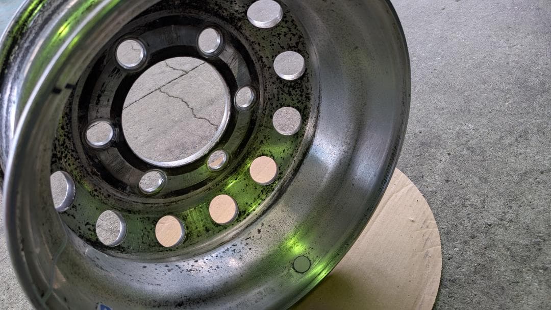 アルコア　ホイール　　17.5×6.00　　オフセット135