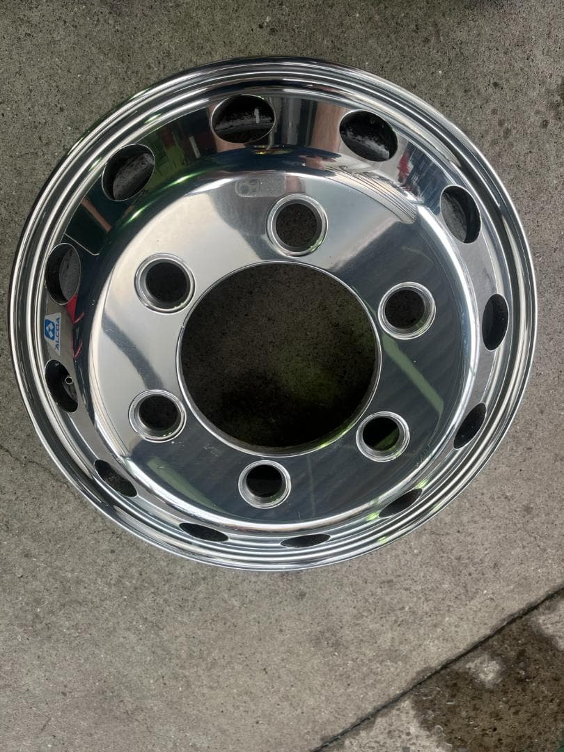 アルコア　ホイール　　17.5×6.00　　オフセット135