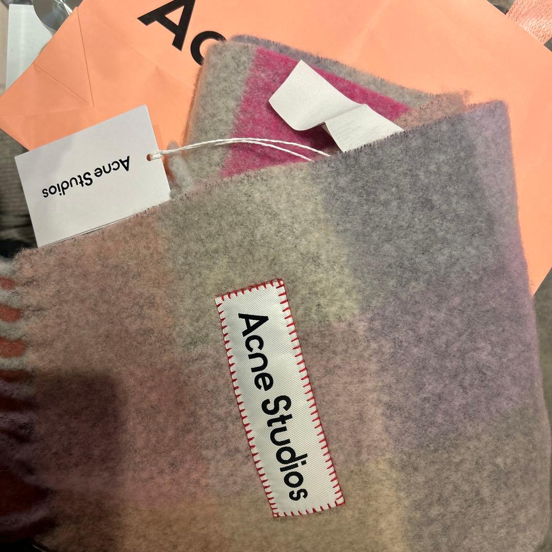 Acne Studios グラデーションピンク マフラー