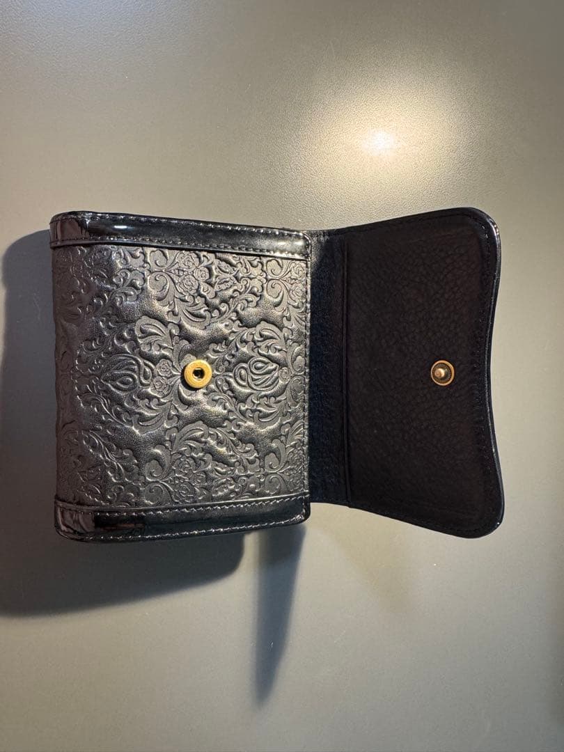 ANNA SUI 財布 蛇 セルパン 黒 がま口 三つ折り