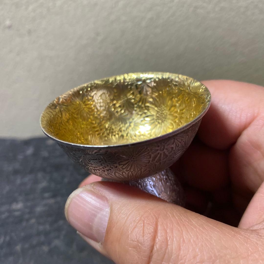 純銀製 花模様 盃 共箱木箱付き　52g