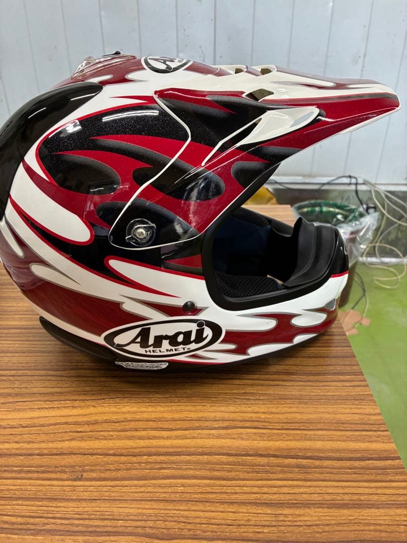 アライ　Ｖ-Cross3 NARITA　中古品
