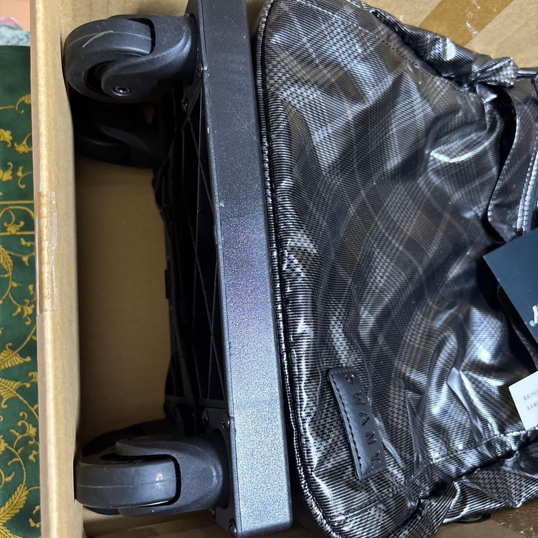 未使用SWANY キャリーケース ブラック/グレー 440×320×200mm