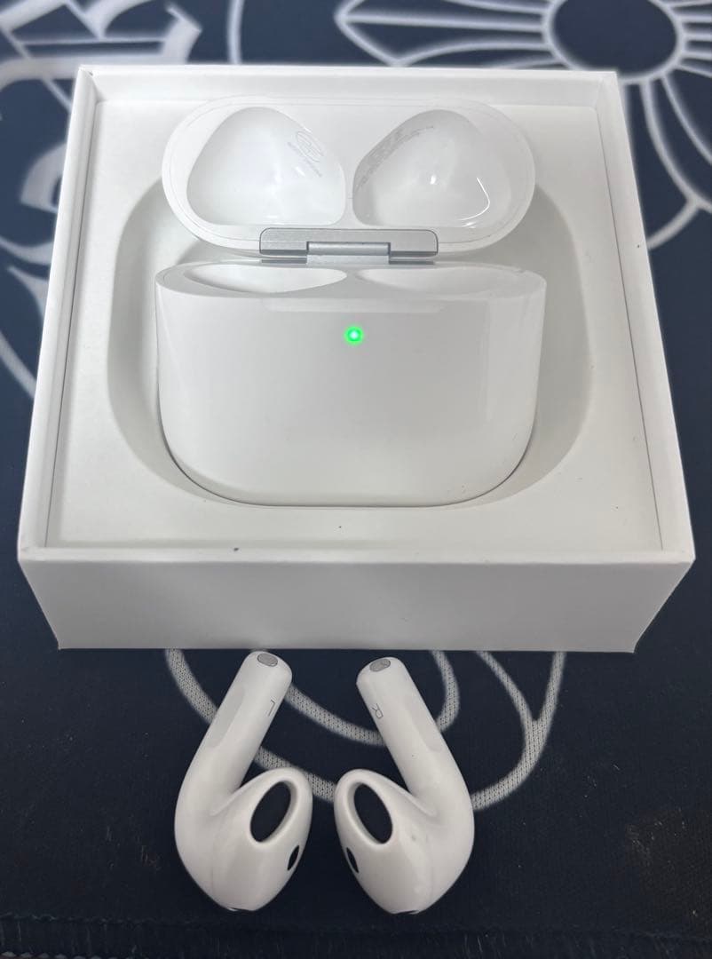 AirPods 4 ANC搭載モデル 中古 動作確認済 ビックカメラ購入
