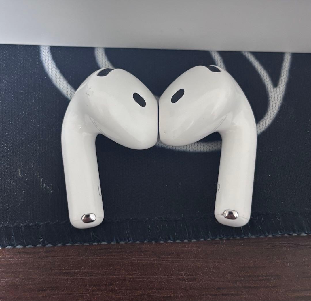 AirPods 4 ANC搭載モデル 中古 動作確認済 ビックカメラ購入