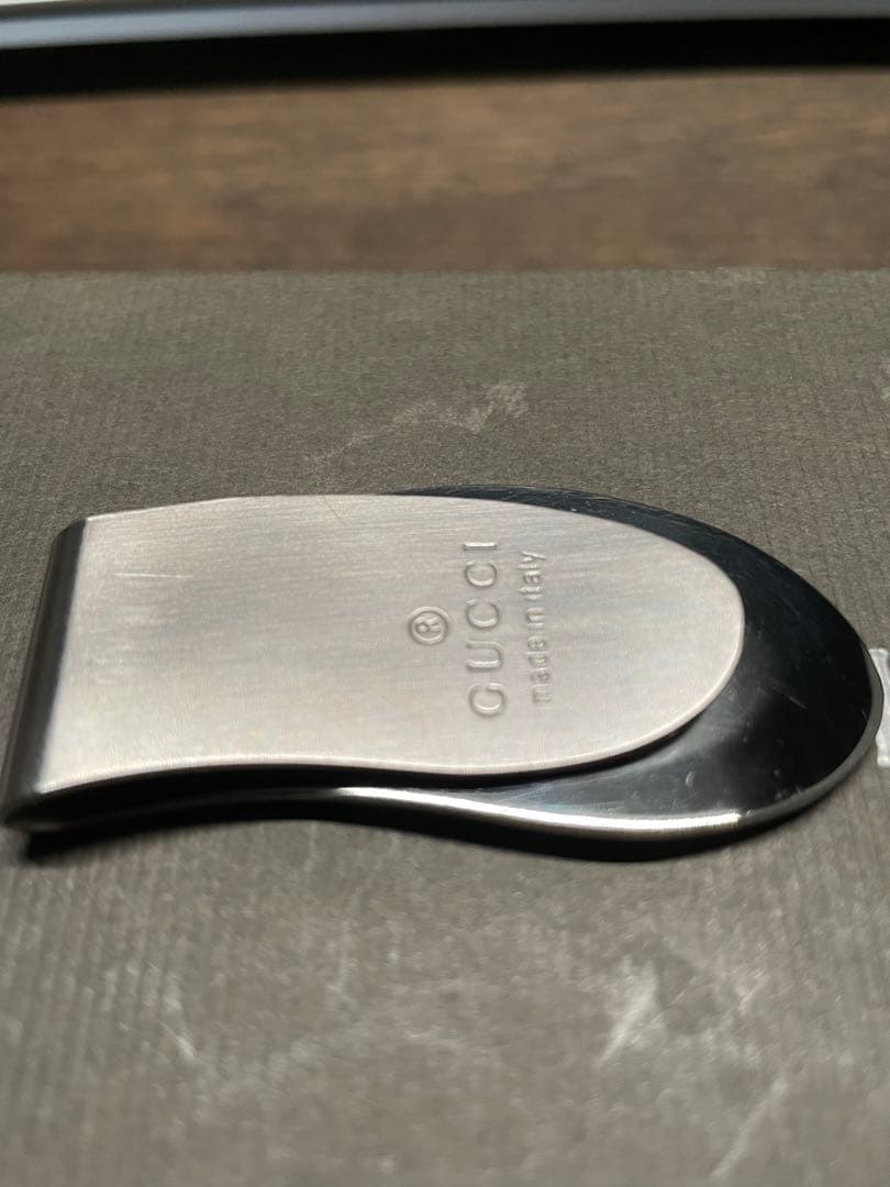 良品　GUCCI グッチ　マネークリップ　シルバー　箱付き