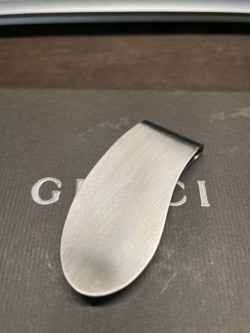 良品　GUCCI グッチ　マネークリップ　シルバー　箱付き