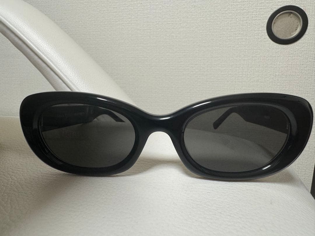 ジェントルモンスター マルジェラ オーバルサングラス MM004