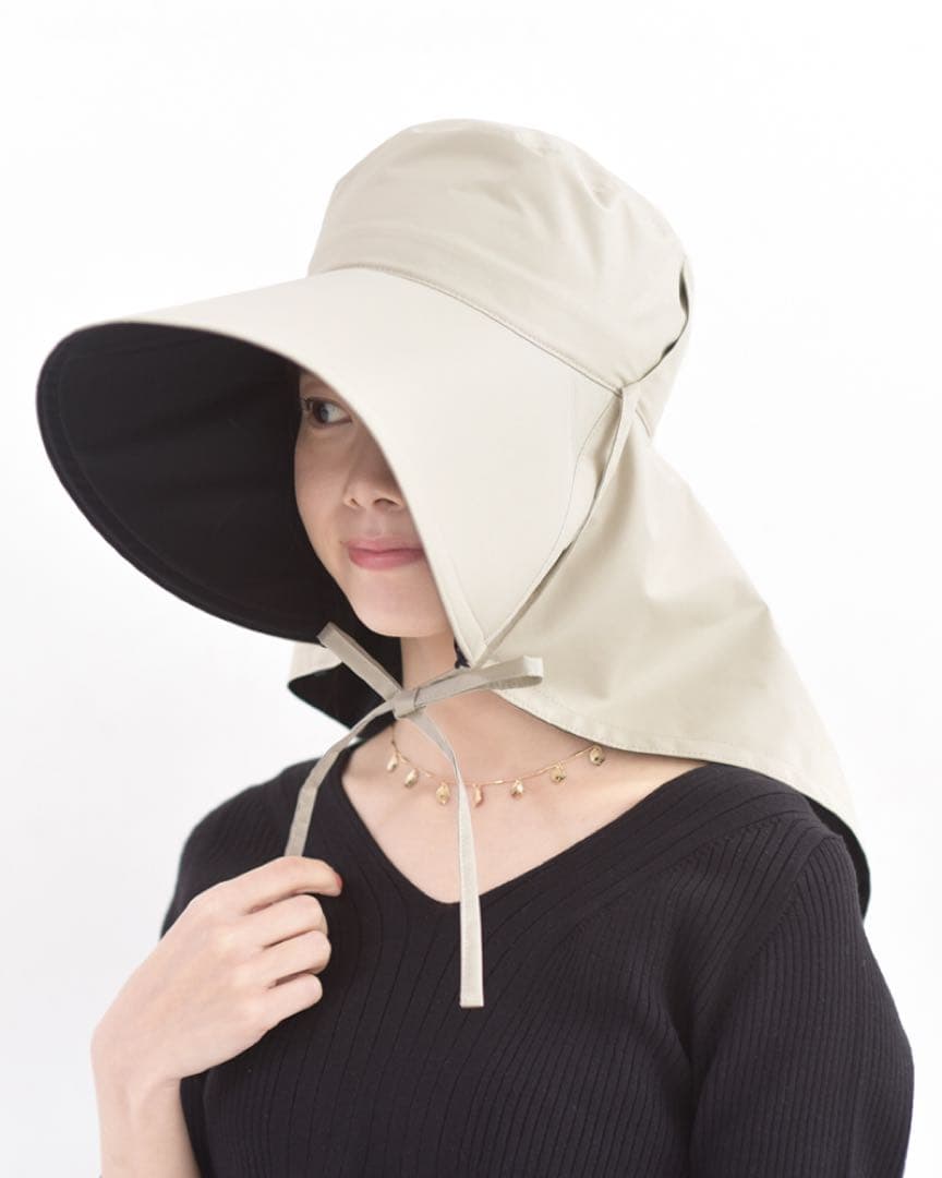 サンバリア100 オーバルハット　べージュ