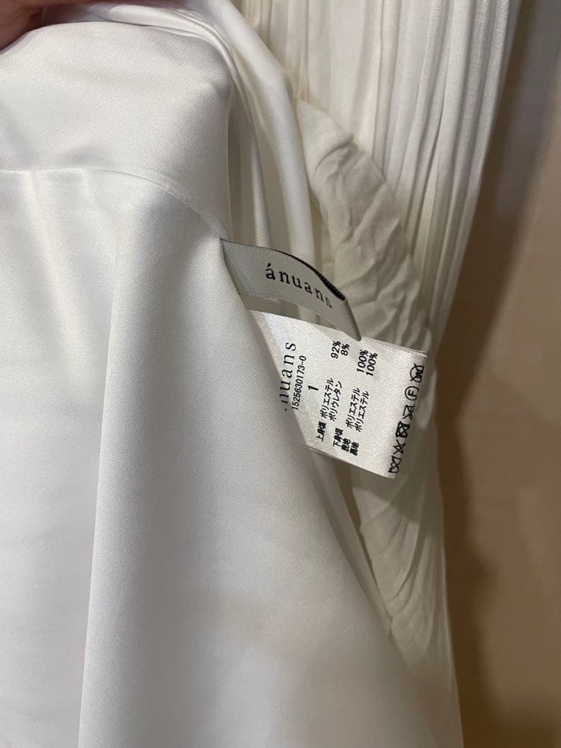 anuans（アニュアンス） ベロアシフォンドッキングワンピース