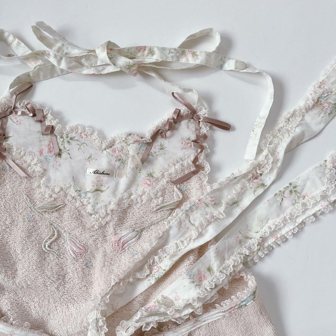 【未使用】Akiakane アキアカネ　さえら　エプロン　ピンク