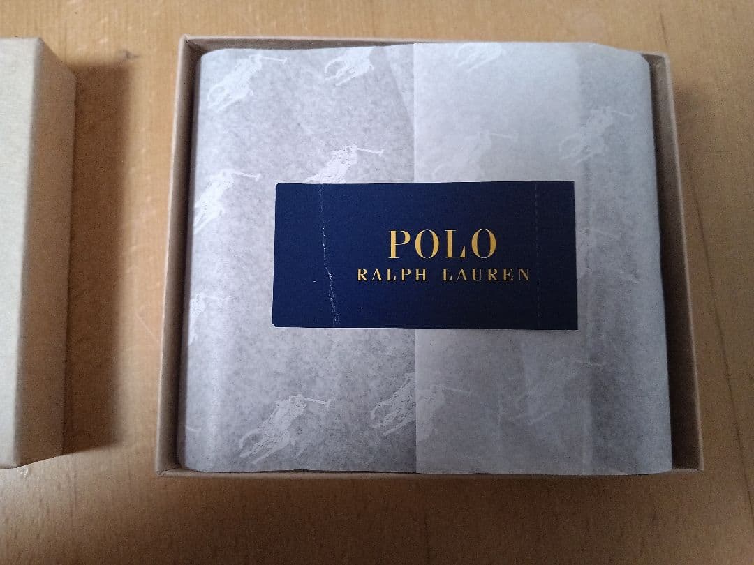 ポロラルフローレンブラック レザー 二つ折り財布