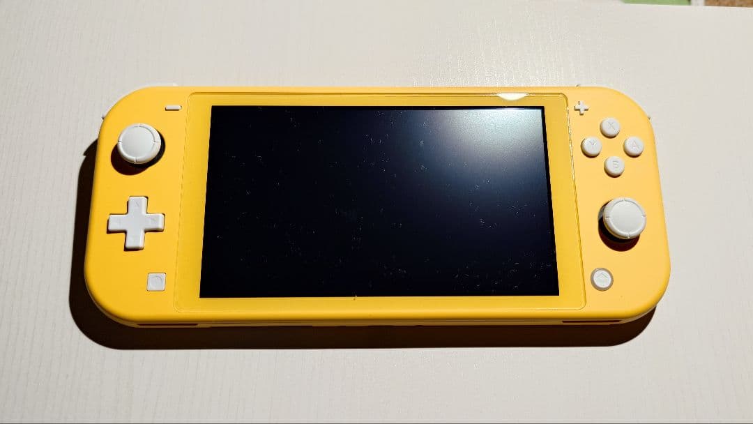 画面ヤケあり　ニンテンドースイッチライト本体　箱付き