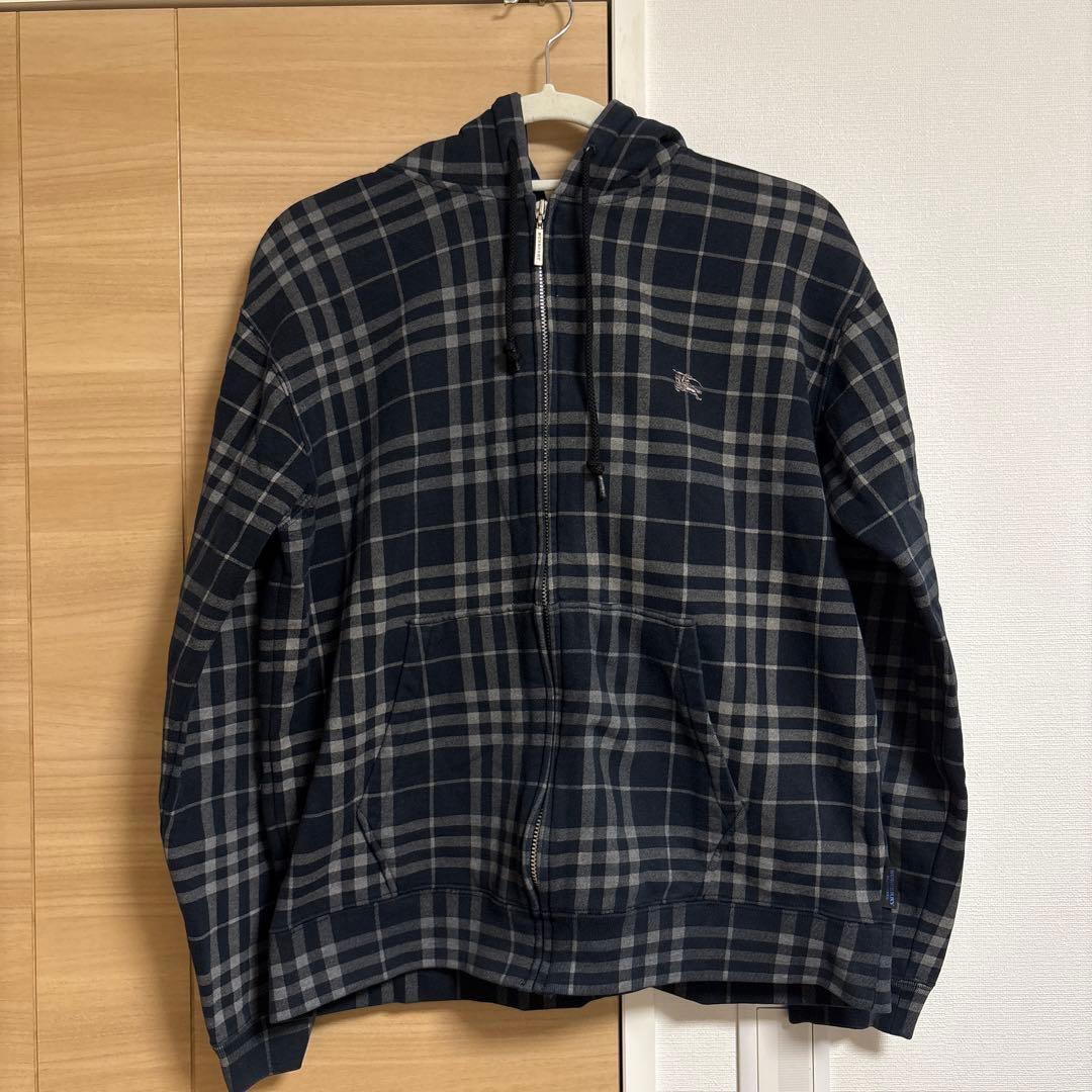 美品　BURBERRY BLUE LABEL チェック柄パーカー Mサイズ