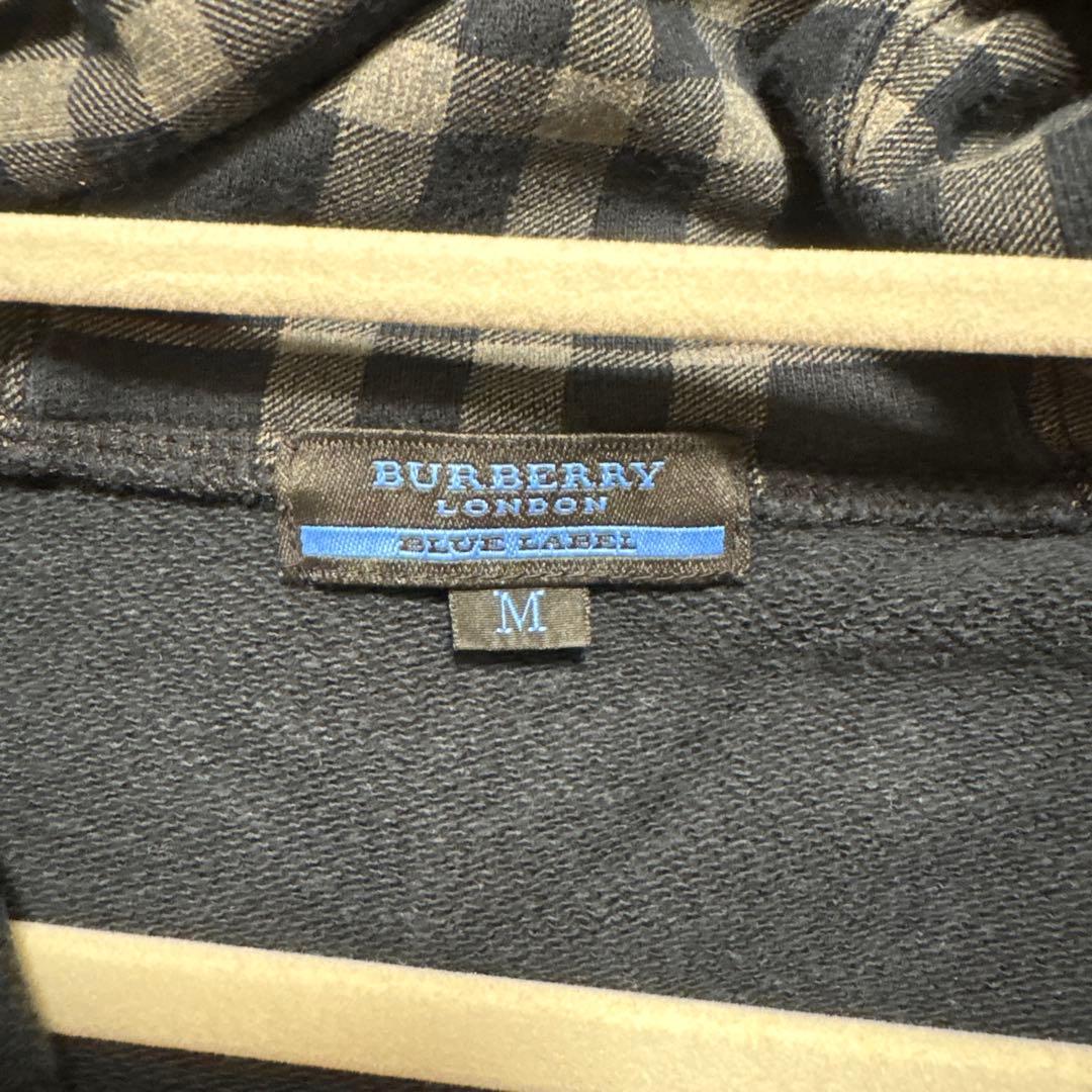 美品　BURBERRY BLUE LABEL チェック柄パーカー Mサイズ