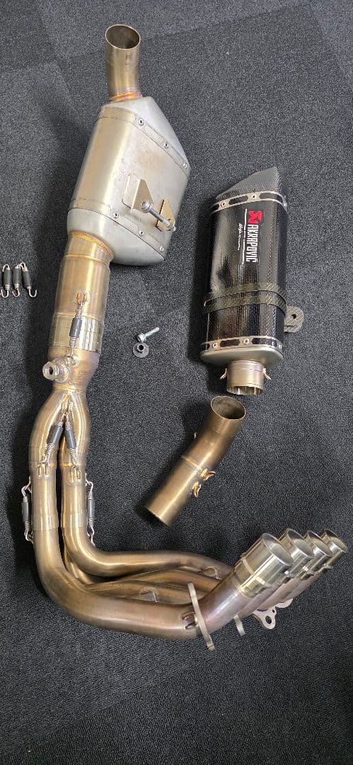 カワサキ ZX-25R アクラポビッチ フルエキPLAZAコラボ商品