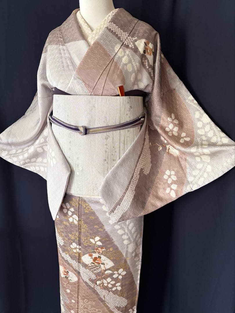 ★マルさま専用★銀座老舗きしや 絞りと刺繍　絹の艶としなやかさ　最上級の品