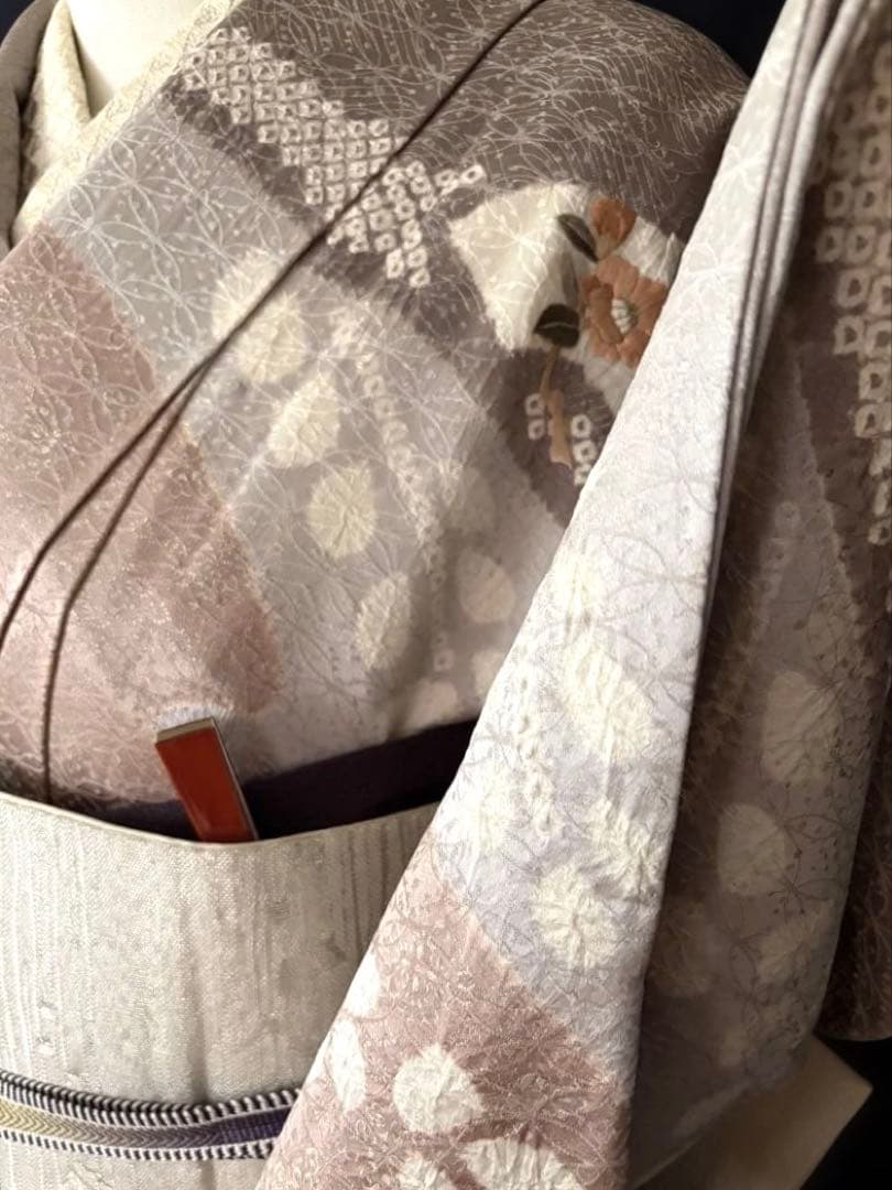 ★マルさま専用★銀座老舗きしや 絞りと刺繍　絹の艶としなやかさ　最上級の品